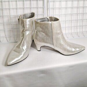 Silver Kitten Heel Pointed Toe Ankle Boot Bootie Metallic Glitter Sz 8 Zipper